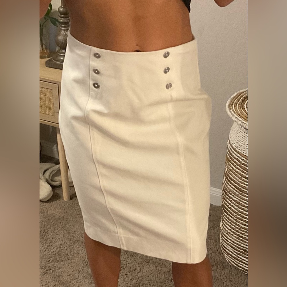 WHBM Skirt size 4 White